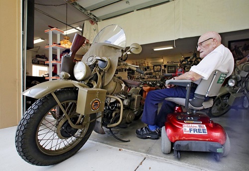 WWII Veteran Reunited With 1942 Harley-Davidson