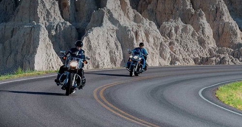 South Dakota's Best Roads to Ride During Sturgis Motorcycle Rally