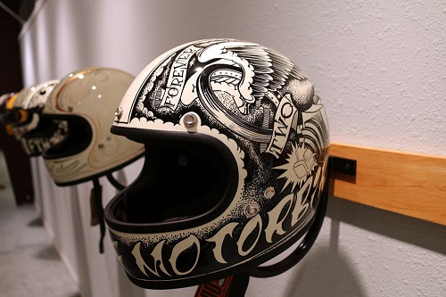 Iowa Artist Conjures Up Eye-Poppin’ Motorcycle Art