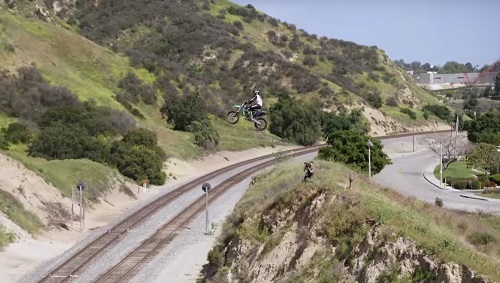 Biker Evades Cops with Badass Evel Knievel Jump!